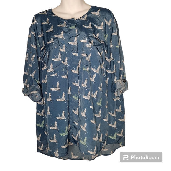 2/$30 Laura Scott1X Novelty Crane Bird All Over Print Roll Tab 3/4 Sleeve - Picture 5 of 15